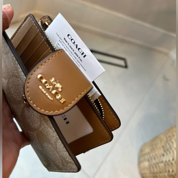 Coach wallet - Picture 3 of 4